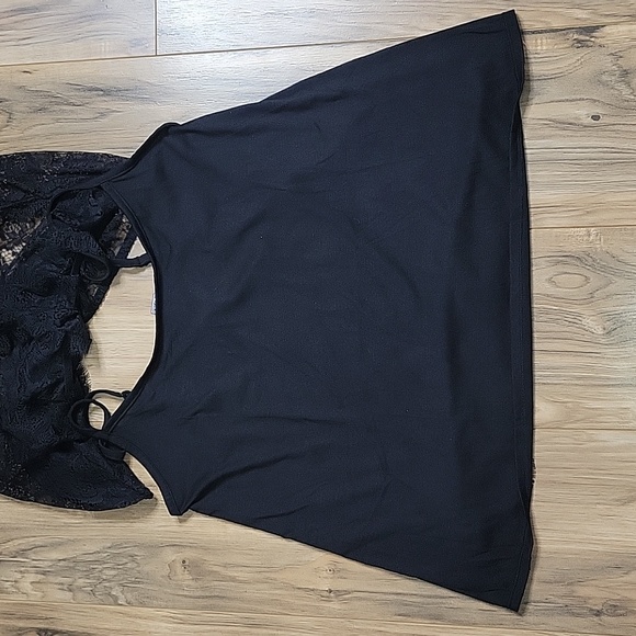 Adore Me Reign Black Camisole Short Set - Picture 5 of 10